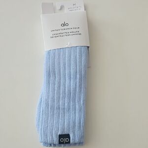 ALO Yoga Sky Blue Unisex Scrunch Socks